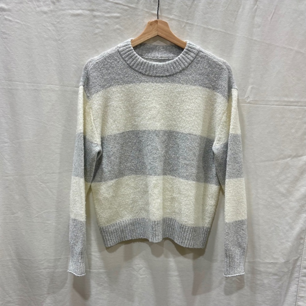 American Eagle Striped Sweater – Gray & White / XS